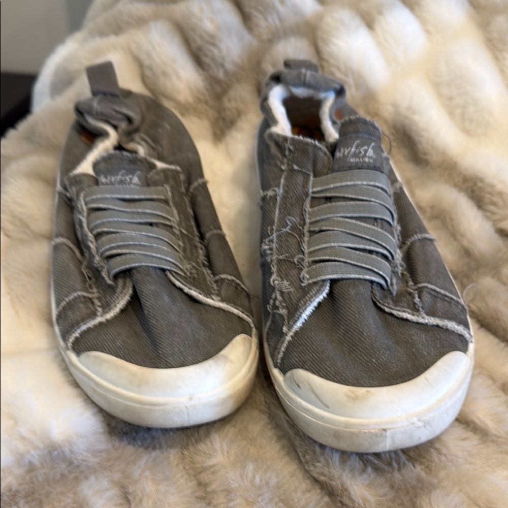 Blowfish Woman’s Gray Casual Sneakers